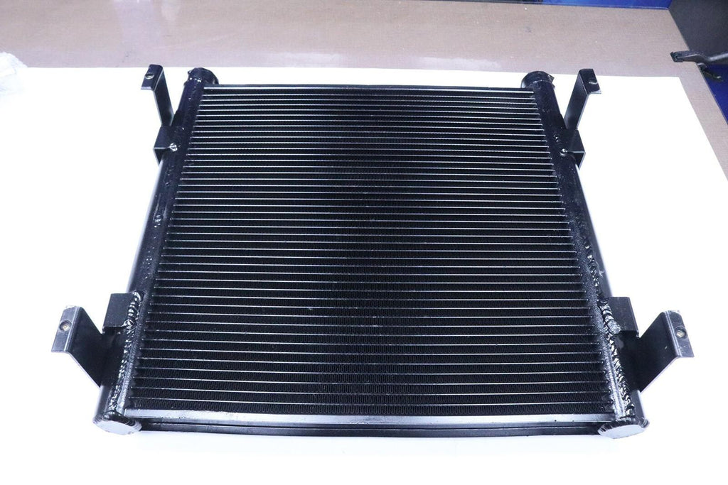 New Hydraulic Oil Cooler 6688369 For Bobcat Toolcat 5600 w/ 1 Year Warranty