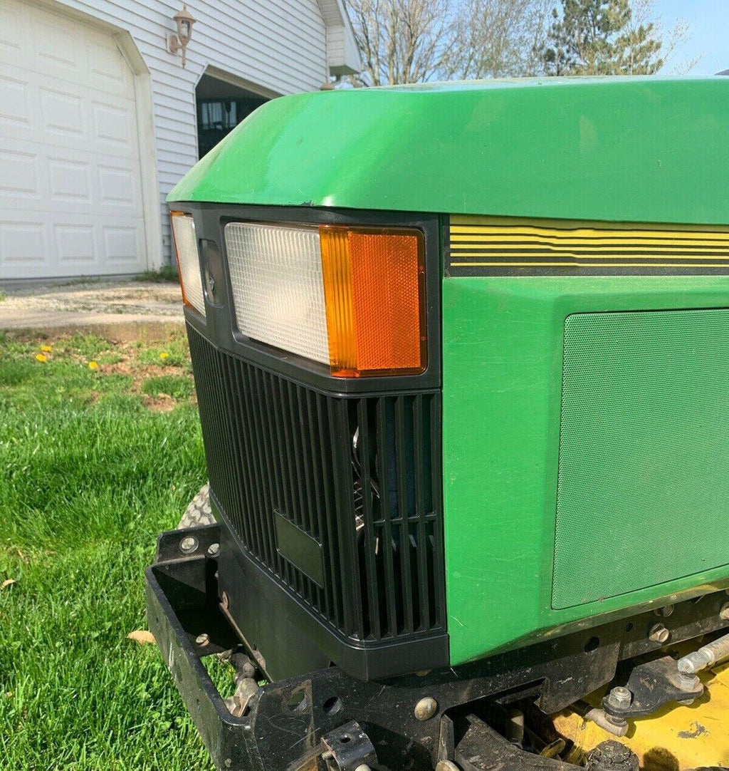 Front Grille & Upper Hood Side Panels #AM128983 #AM128983 For John Deere 425 445
