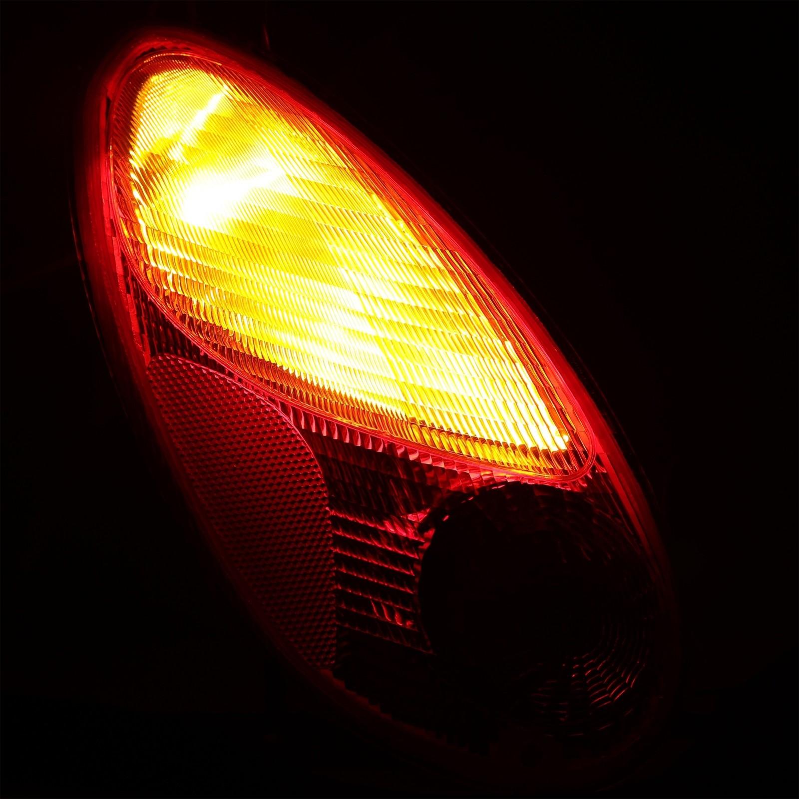 For 2001-2005 Chrysler PT Cruiser Tail Lights Brake Lamps Pair W/Bulb 01 02 03