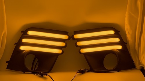 LED Daytime Running Light Turn Signal Fog Lamp Cover for Subaru Forester 2022-24