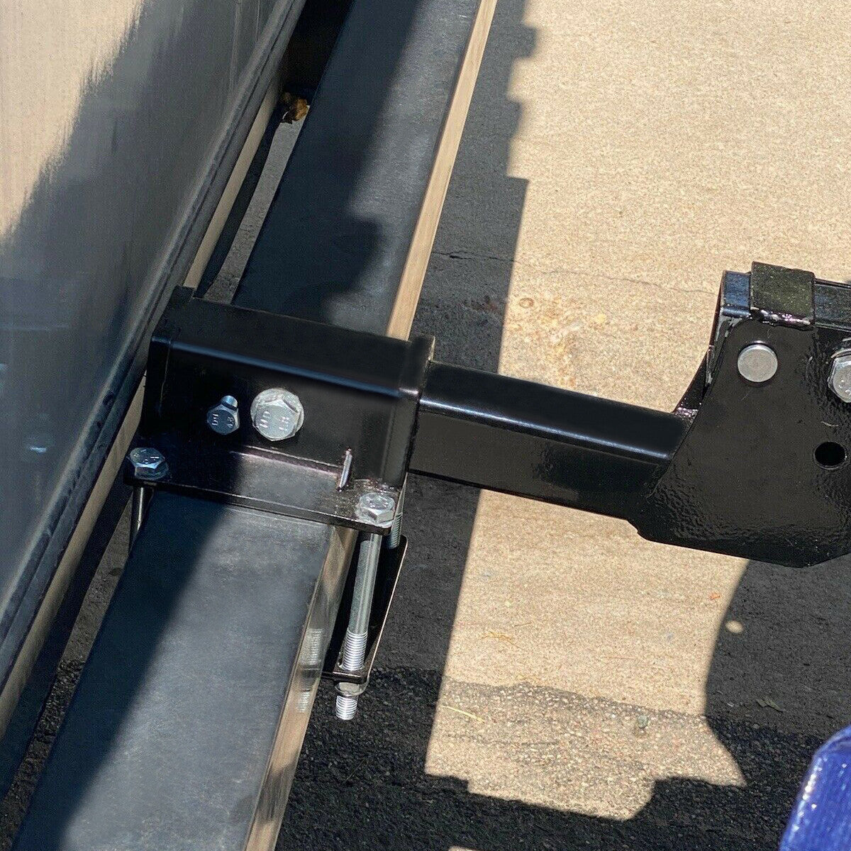 4in Square RV Bumper Receiver Adapter 2in Hitch Mount Rack Cargo Carrier Tube 2