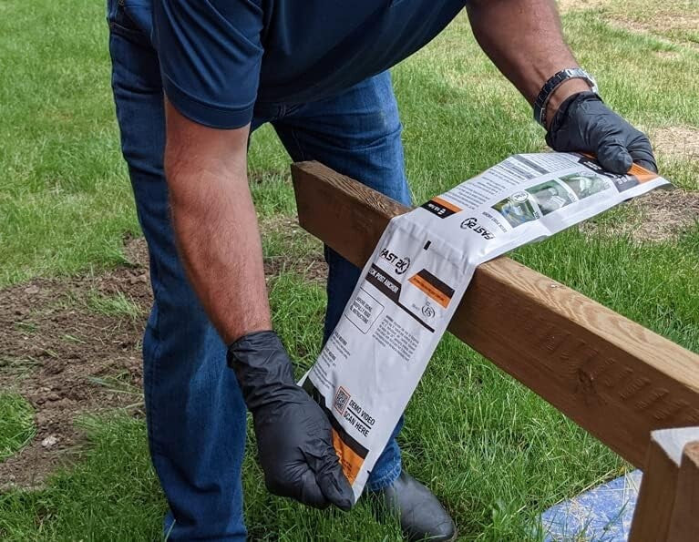 Fast 2K Deck Post Mix Expanding Foam Concrete Alternative for Post Install 2
